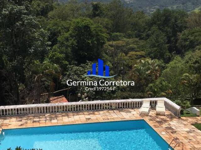 #GE395 - Casa para Venda em Santana de Parnaíba - SP